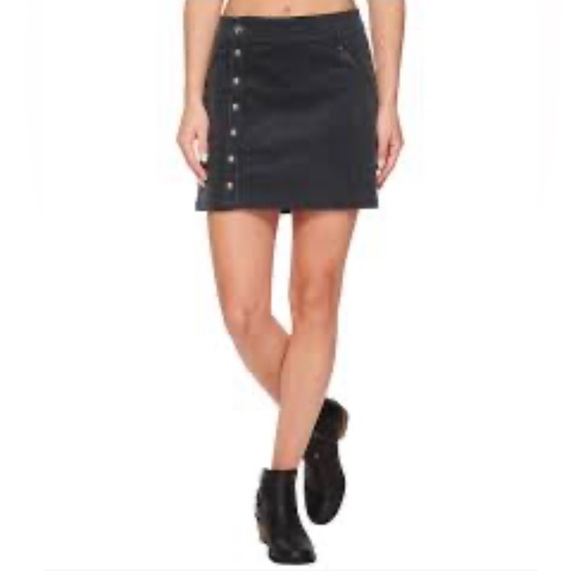 Kuhl Streamline Corduroy Snap Front Hiking Skirt - Size 8 - Picture 1 of 11